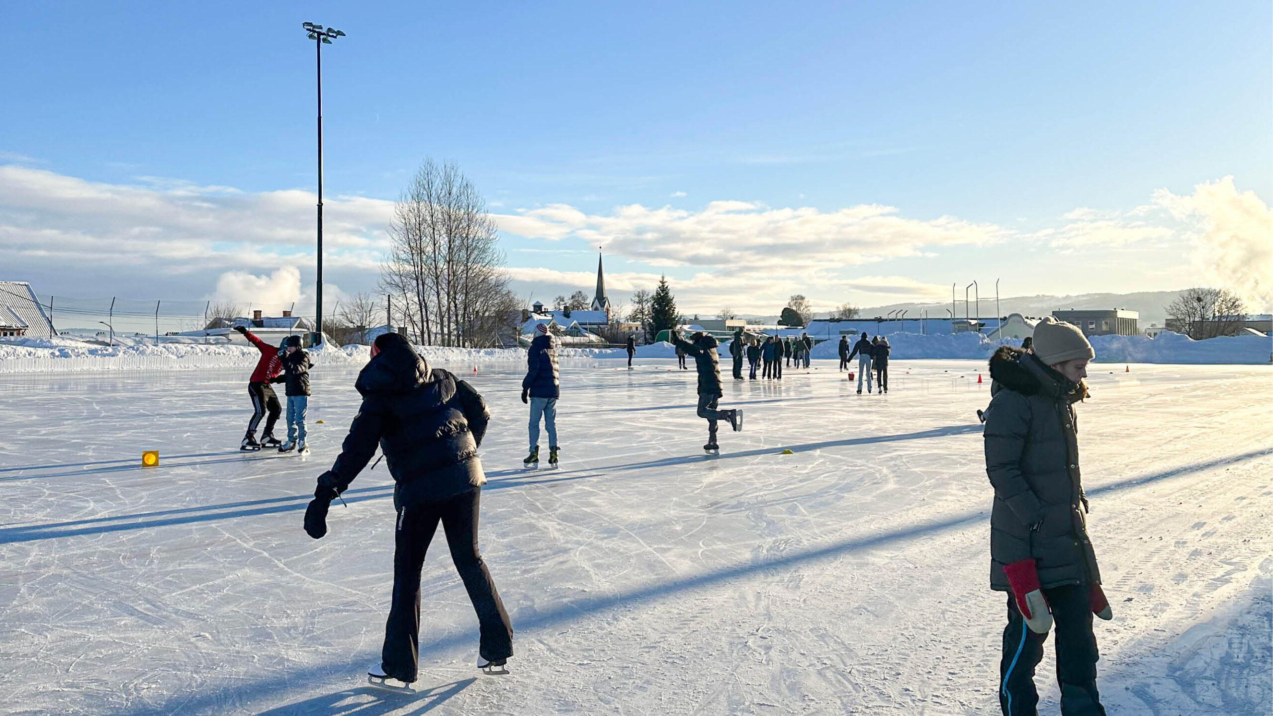 Skøyteisen på Gjøvik Stadion